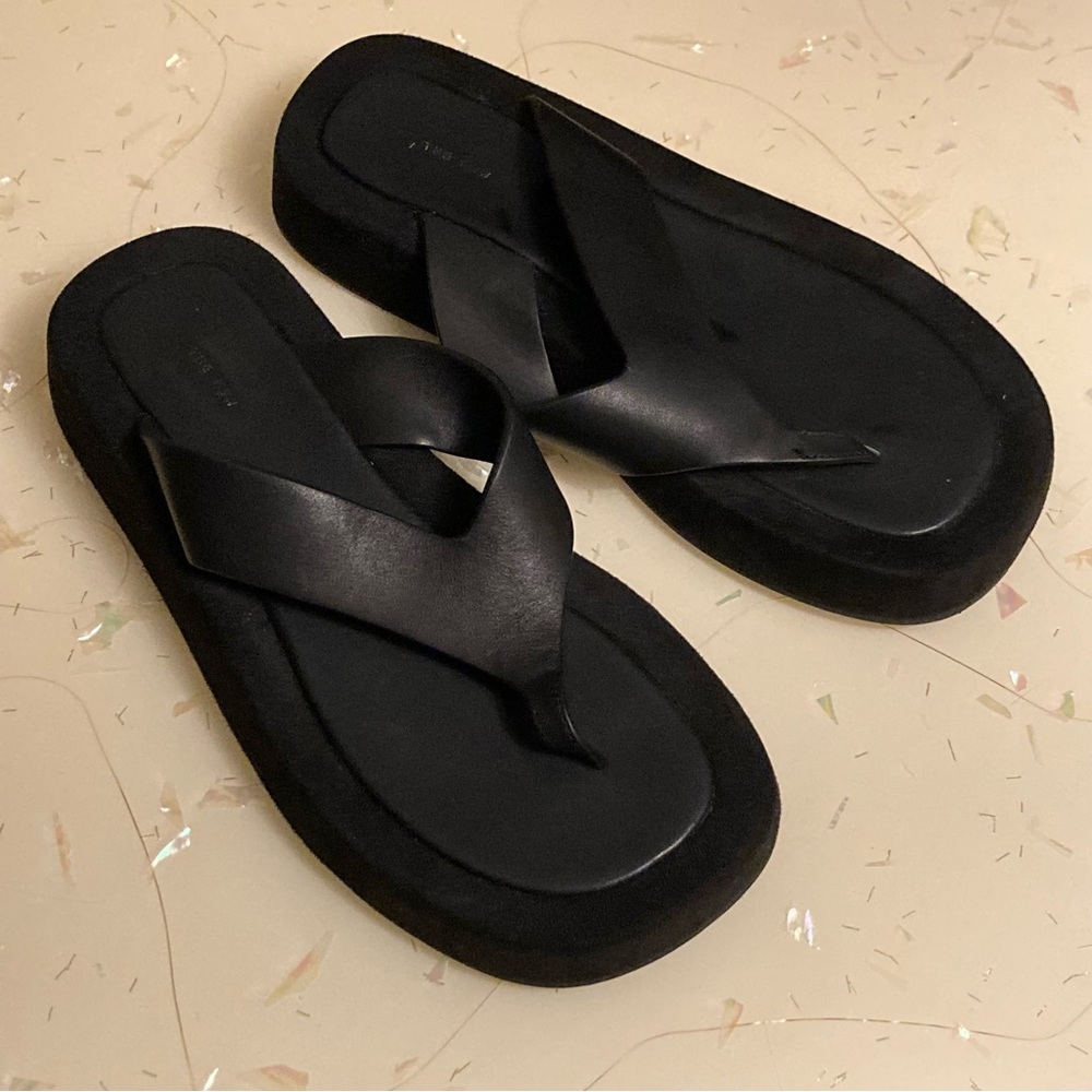 Black leather and minimalist velvet platform sandals